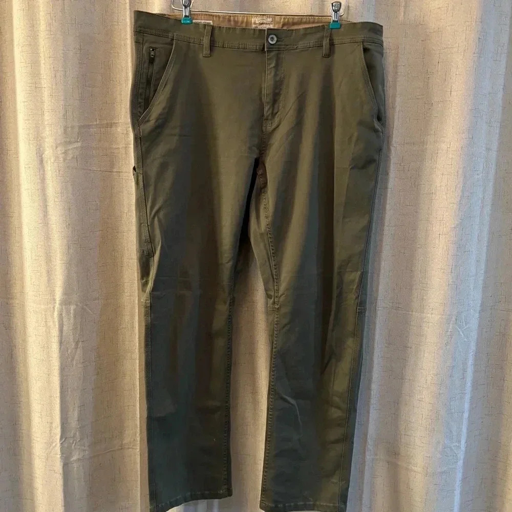 Weatherproof Vintage Straight Fit Men’s Olive Green Pants. Size 40‎ X 30.